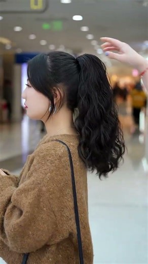 Just pinch and clip, wear it beautiful and pretty! Love it! Beauty-loving sisters, don't miss out...