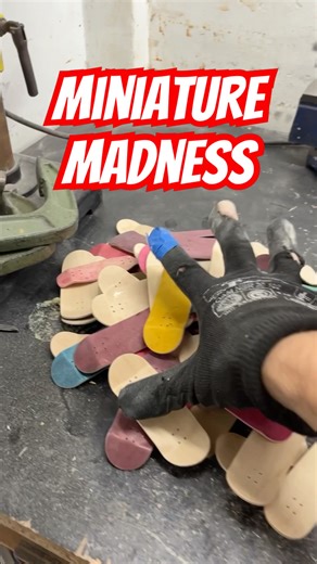 This is how miniature skateboards are made ✌️🛹 #maker #skater #skateboard
