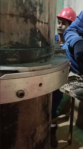 Cold casing cutter fixed on 20" Casing for final cut to Installed Well head (SOW).