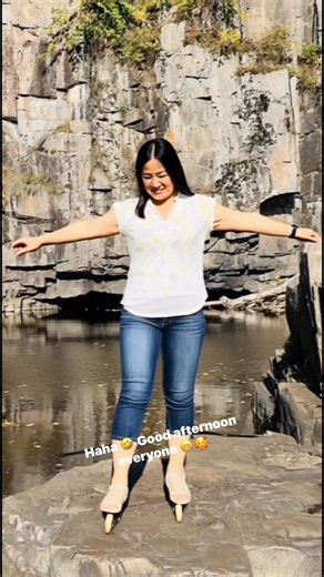 Good afternoon everyone 😁🥰 | Mai Nhia Lor