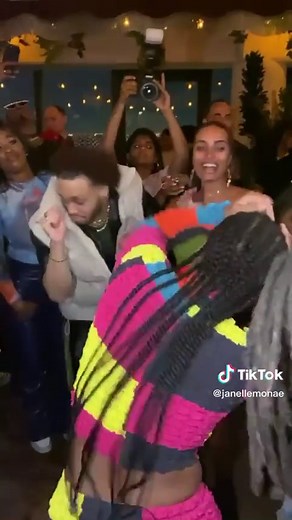 ☁️🌊f🕴🏾oat🛸