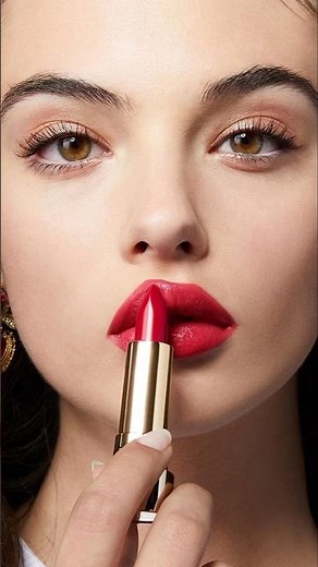 Deva Cassel just looking like her mother Monica Bellucci💋💋😍😍