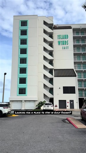 Island Winds East Gulf Shores: Beachfront Stay Steps from The Hangout