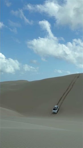 Playing on the Sand Dunes Port Stephens. #4wdtagalongtours #4wd #offroad #offroadoverland #sanddune