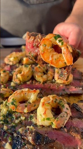Garlic Butter Shrimp and Steak 🍤🥩