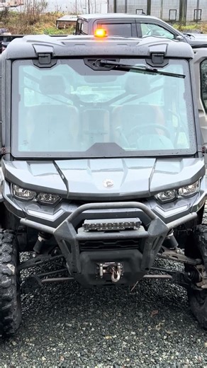 Can-Am defender Amber flashing LED Beacon light ￼