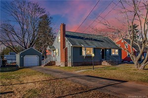 3 W St Terrace, Cromwell, CT 06416 - MLS 170622855 - Coldwell Banker