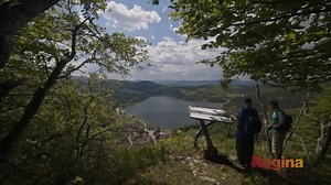 115K views · 1.5K reactions | JEDINEČNÁ TURISTIKA NAD OBCOU DEDINKY量 Medzi turistami Slovenský raj zviditeľnili predovšetkým prechodné tiesňavy a rokliny. Málokto vie, že ich nájdete aj v jeho južnej časti, nad obcou Dedinky. | Regina Slovenskej televízie | Facebook