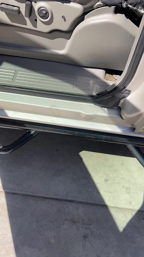 Troubleshooting Ground Issues on a 2005 GMC Sierra