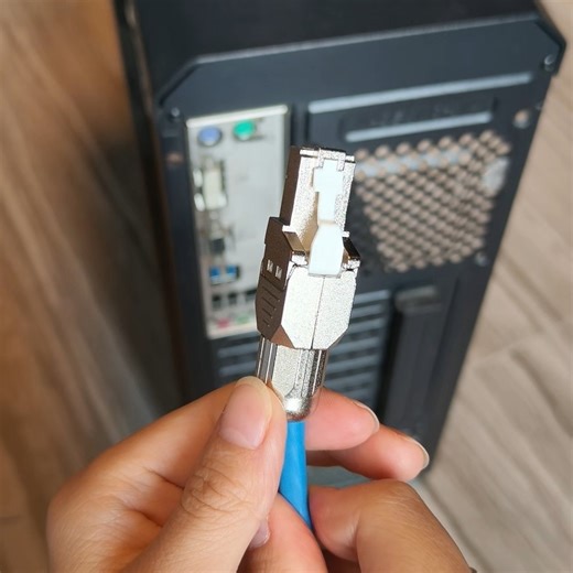 AMPCOM on Instagram: "💪Crimp an RJ45 in 30s. 📶Stable connection starts right here. #techtips #networker #rj45 #ethernet #ampcom"
