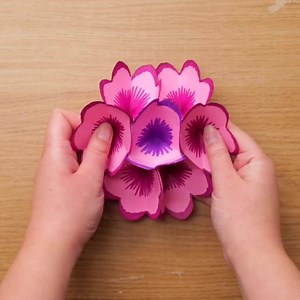 DIY pop up flower card! | Kidspiration