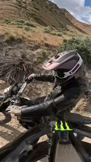 Biker Molly's Wild Ride Adventure 🤣 Leather Jackets & Wind Thrills #BikerAdventure #WildRide