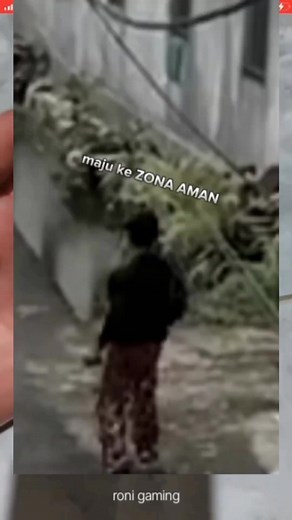 Bocil FF 😂 Adu mekanik Malah Ketemu Pro Player😱🔥🙏 #reels #fyp #viral #gameplay #ff #garenafreefire #jangkauanluas #pemgikut #sorotan #publik #ff #freefire | Roni gaming