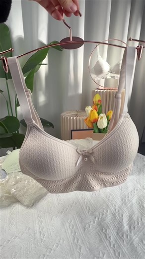 Ya Tuhan, ini coli terbaik yang pernah saya beli! Ia bebas wayar dan sangat selesa, dan talinya mempunyai reka bentuk anti-gelincir jadi ia tidak akan tertanggal