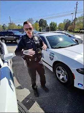 This is how you handle traffic stops correctly without becoming another George Floyd victim #cops