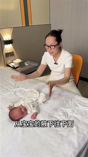 15天后的宝宝会进入猛涨期，新手爸妈可要提取学会如何应对啦#baby #babysleep#babycry