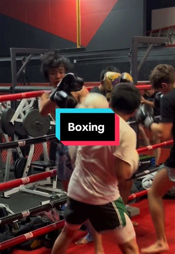 Mexican style sparring 🇲🇽🔥 Real pressure. Real fighters. Think you can handle it? Come try a FREE 7-day trial at Combat Fitness. #muaythai #Kickboxing #Boxing #bayarea #fyp