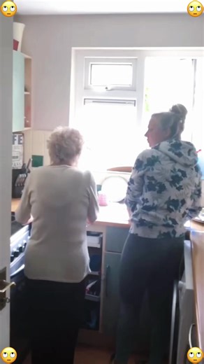 Hilarious Spray Prank That Will Make You Laugh