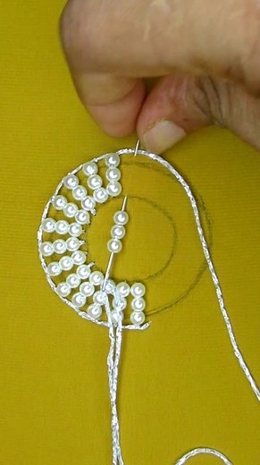 💥Super cute circle design hand embroidery💥🔥🪡 #reels #trending #viral #love #embroidery #fblifestyle | SR Embroidery