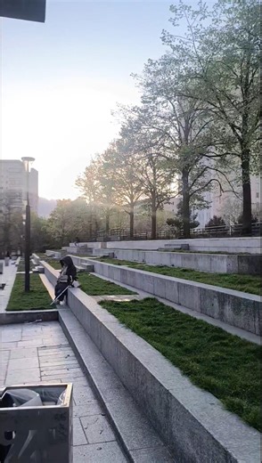 Paris Spring Stroll: A Visual Journey Through the City of Lights #shortvideo #paris
