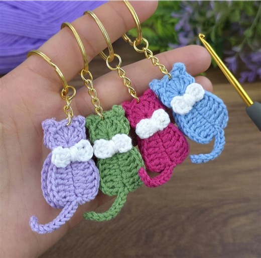 448K views · 5.4K reactions | Woww!! 殺so cute!!! I'm making easy crochet kitten keychains. #crochet #knitting -gözde | My Hobby | Facebook