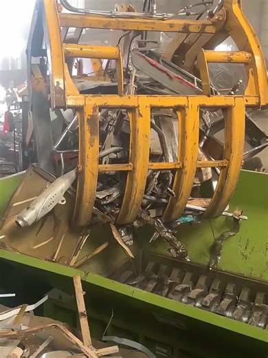 Machine Shredder for Stress Relief