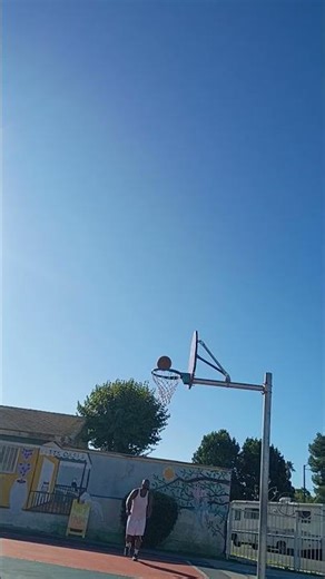 I be stretching out the D hitting the baseline three so can see like & subscribe your's truly.