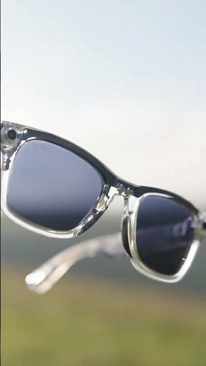 The Ray-Ban Meta / Meta AI smart glasses support Transitions® lenses #futuresight #metavision