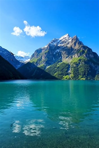 Majestic Mountains & Nature’s Peace 🌄 #BeautifulNature #MountainView #NatureLovers #InstaNature #ExploreMore