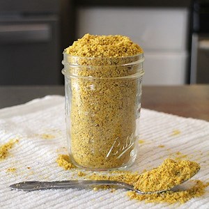 5-Minute Vegan Parmesan Cheese (Pizza Hut Fairy Dust!)