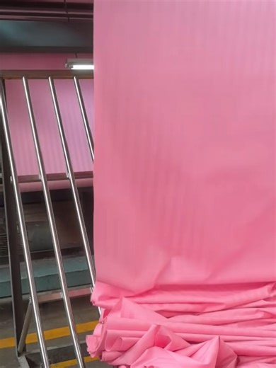 Q: Why are there two width sizes for each fabric? The width of a fabric item is written like this: 58”/60”. The first number refers to the “cuttable” width. And the second number refers to the full width of the fabric. After a fabric is dyed, it needs to be dried and set. To hold the fabric in place, fabrics are either fixed on nails or starched to prevent curling. These methods create holes or hardened fabric edges that cannot be used. So the usable width is called the “cuttable” width. And the