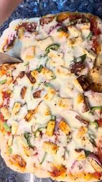 Easy Paneer Pizza at Home Restaurant Style#viral #pizza #recipe #pizzarecipe #food #easyrecipe 🍕