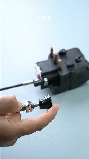 How is a mechanical reset of a thermal overload relay performed?