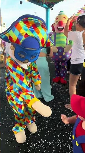 Bloco de carnaval do Mundo Bita! Vídeo completo no canal 🎭🎉 #carnaval #mundobita #carnavaldobita