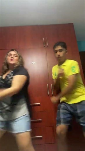 Disfrutando de la coreografía , y mi mejor coreógrafo jaja #dúo#musica #brazil #trend