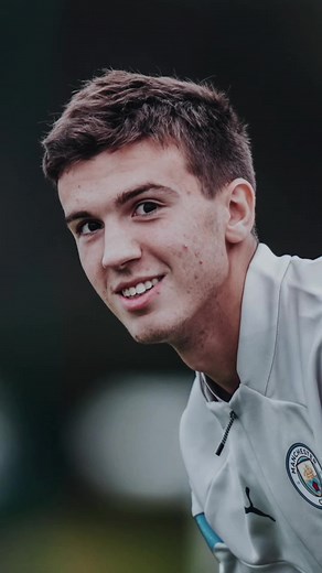 La historia de Máximo Perrone, la zurda esperanza del Sub 20 #perrone #city #reelsfutbol #reelsviral #velez #viral | Adrián Michelena