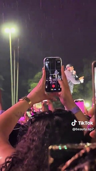 The rain was a paid actor #dvsn #onceuponatime