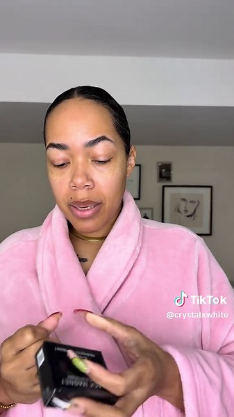 Aceita a Oleosidade com Este Compacto de Maquiagem