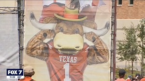 2.5K views · 34 reactions | The first football game of the season at Darrell K Royal-Texas Memorial Stadium looked a lot like any other game pre-pandemic. The stadium is operating at 100% capacity this fall. Last season, they were operating at 25%. FOX 7's Carissa Lehmkuhl gives us the view from Bevo Blvd. MORE: https://bit.ly/3nk7Bfl | FOX 7 Austin | Facebook