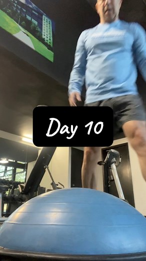 10 Day Workout Challenge - Day 10. Warming up my Achilles and hips...