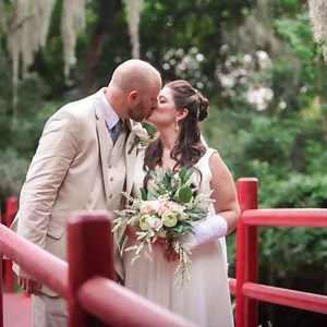 220K views · 305 reactions | At this South Carolina wedding, the bridesmaids and groomsmen donned a matching "accessory" to support the bride. ❤️ | Southern Living | Facebook