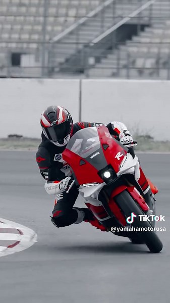 70 Years of Racing Spirit Pure R-Series performance, inspired by a Suberbike icon! Introducing Yamaha’s stunning new 2026 70th Anniversary Edition YZF-R1, YZF-R9, YZF-R7 and YZF-R3 models. Boasting an iconic look reminiscent of the legendary 1999 YZF-R7 Superbike, the new 70th Anniversary Edition lineup commemorates the 1955 birth of Yamaha Motor Company in throwback white and red speed block livery. A tribute to R past, engineered for R future. #Yamaha #Supersport #RWorld