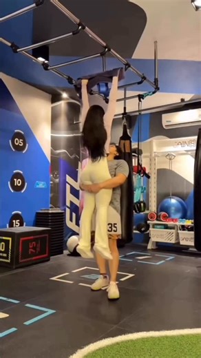 PHYSIO KNOWLEDGE1 on Instagram: "Want to understand how back pain is properly screened & fixed? 🎥 Watch it on YouTube: Physio Knowledge – Science-Backed Steps to Eliminate Back Pain 🦴 Real anatomy. Real science. Real results. 📩 DM us for premium spinal models.#physiotherapy #physiotherapist #spinehealth"