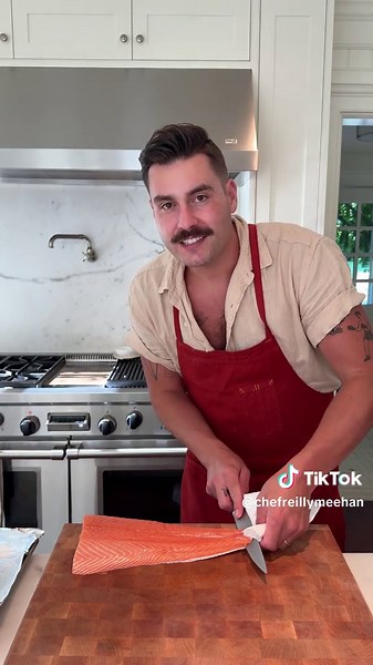 How to Remove Salmon Skin: Expert Chef Tips