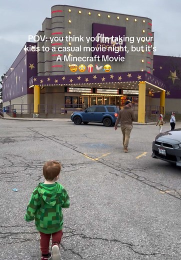 Incredible Movie Experience with Minecraft Chaos!