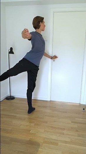 Rond de Jambe En L'air #rotation #ballet #balletdancer