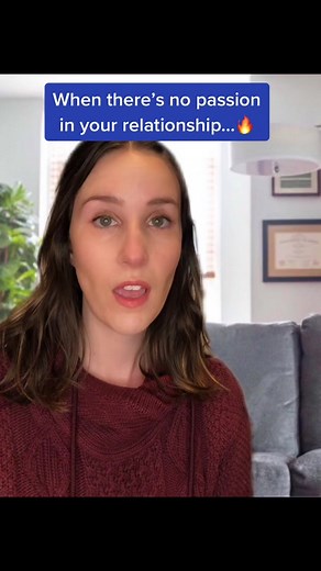 Passionate Connection vs. Buddy Connection: Boost Your Relationship in 5-10 Minutes a Day