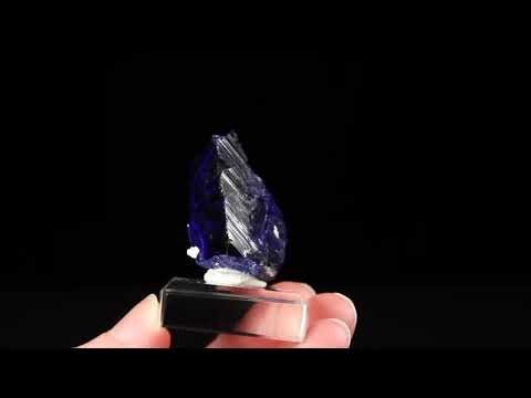 min3087 - Azurite from Milpillas Mine in Mexico
