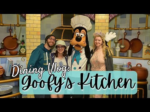 Goofy's Kitchen Dining Vlog | Full Breakfast Buffet Tour & Review | Character Dining at Disneyland