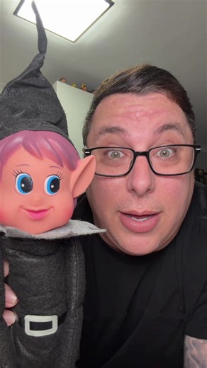 I thought I was in for a peaceful Christmas… but Princess T had other plans. She brought the Elf on the Shelf back herself!!! #fyp #dibzarmy #elfontheshelf #christmas #parents